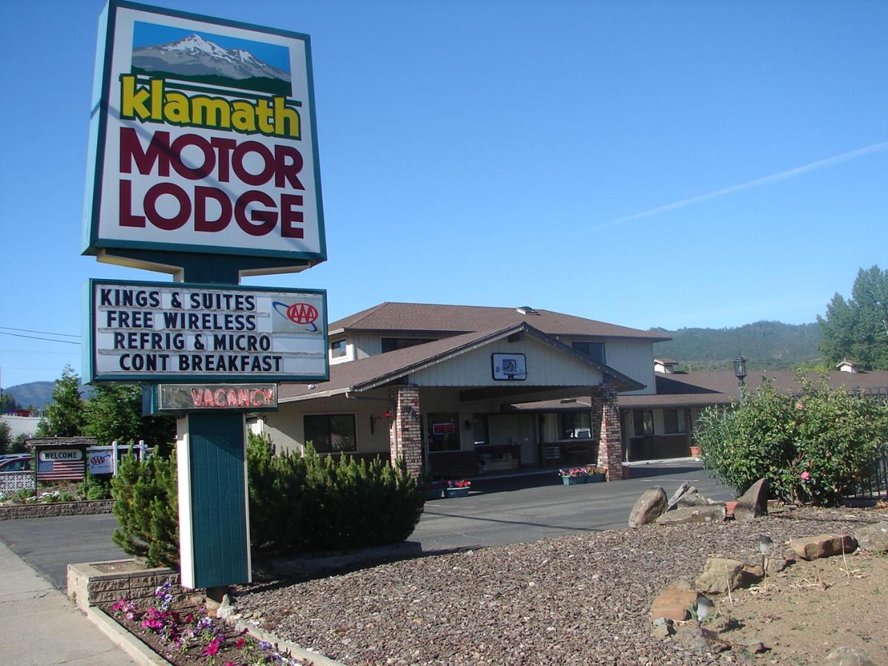 Klamath Motor Lodge Уайрика Экстерьер фото