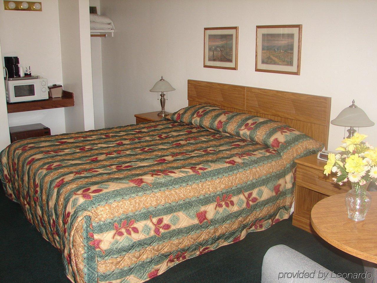 Klamath Motor Lodge Уайрика Номер фото