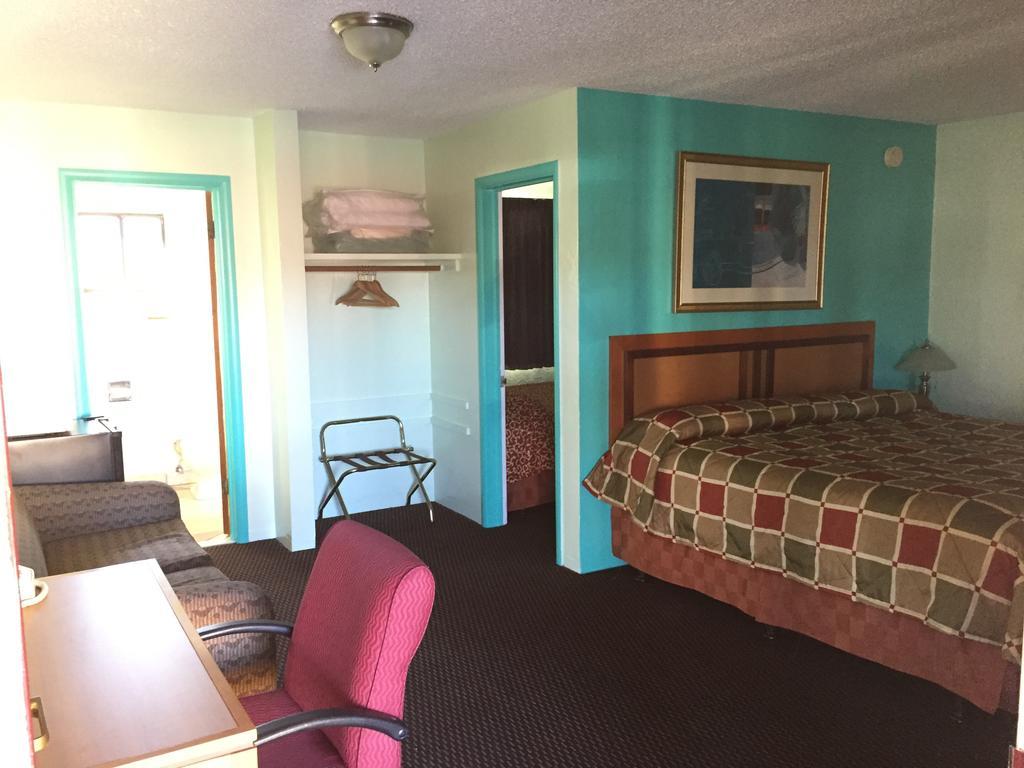 Klamath Motor Lodge Уайрика Экстерьер фото